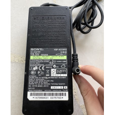 29) Sony Adaptor 19.5V, 6.2A